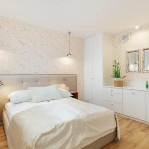 Deo Plaza Premium By Rent Like Aparthotel Danzig